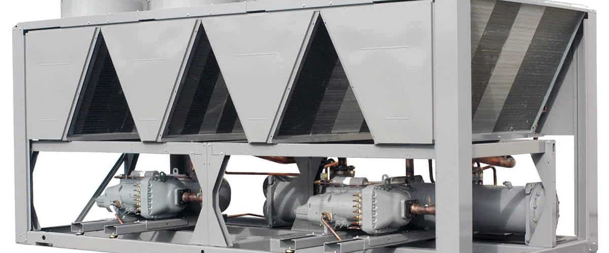 بررسی چیلر تراکمی آب خنک و هوا خنک در اقلیم‌های خشک ایران